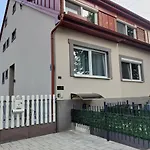 아파트 Saujana House - Peaceful Borderside Retreat
