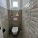 아파트 Saujana House - Peaceful Borderside Retreat Mosonmagyaróvár