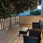 아파트 Saujana House - Peaceful Borderside Retreat Mosonmagyaróvár